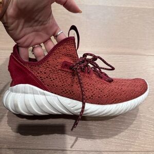 Adidas size 6 Sneakers